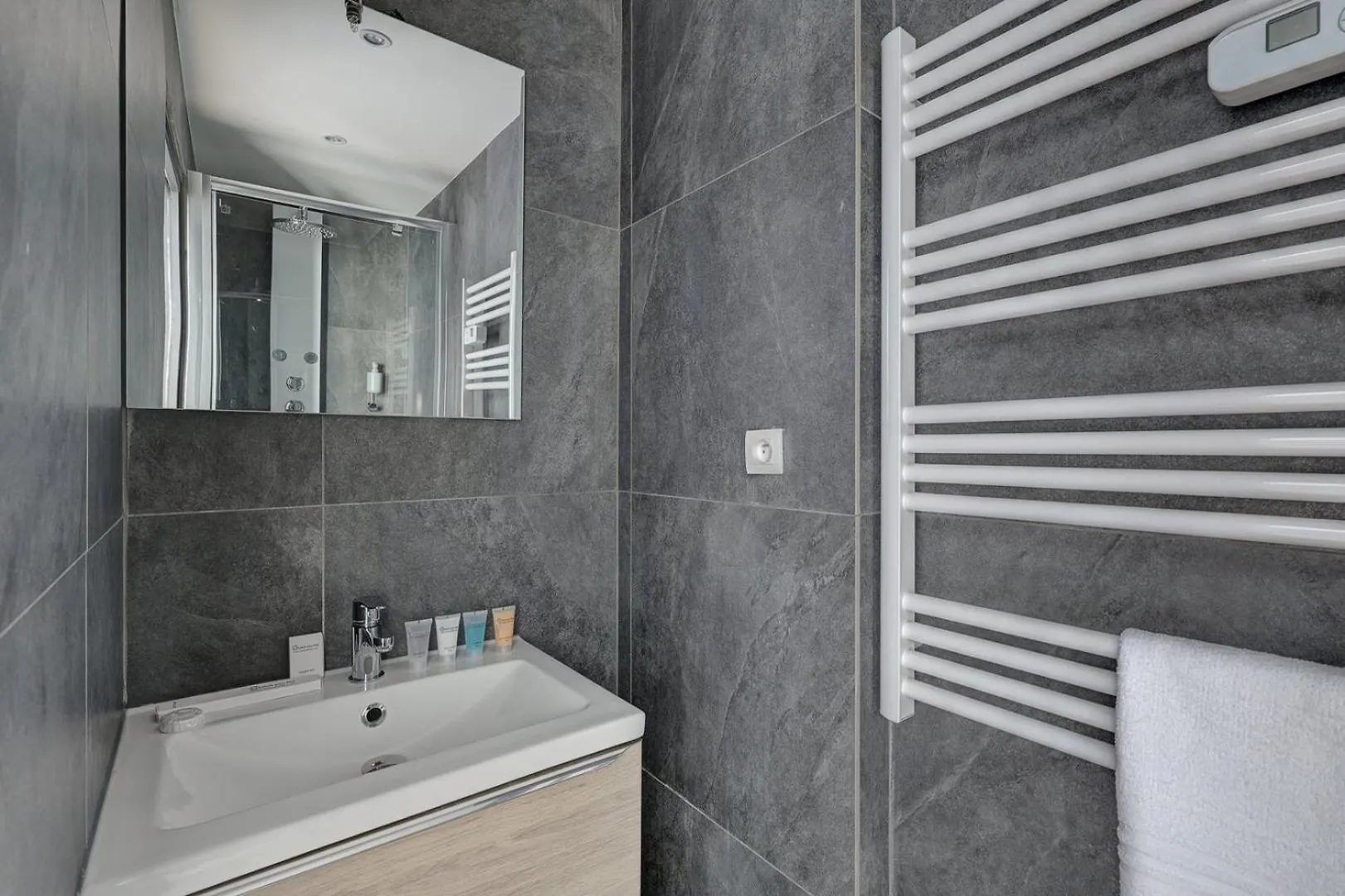 Apartment 303 Simha - Superbe A